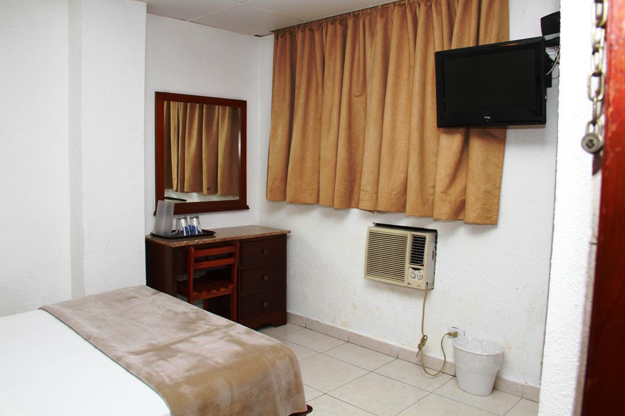 Hotel California Panama Екстер'єр фото
